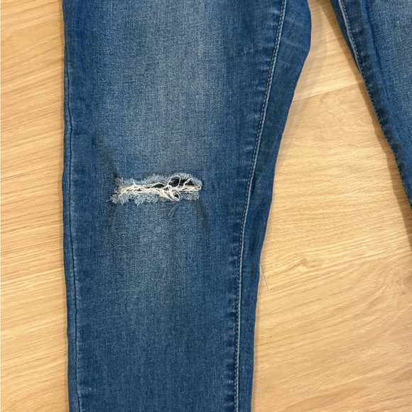 Fashion Nova Women Dark Blue Jeans size 9 - Picture 5 of 9